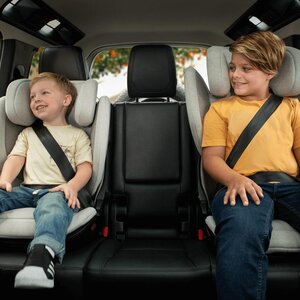 Nuna Aace LX car seat 100-150cm, Caviar - Joie