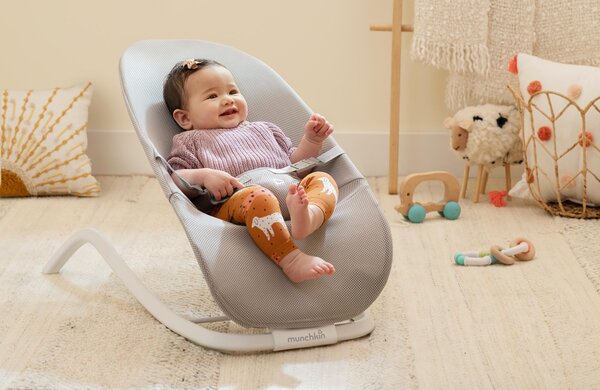 Munchkin Spring 2in1 Bouncer and Rocker Grey - Munchkin